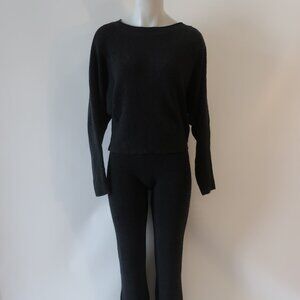 Womens Le Ore Black 2 Pc Wool Blend Knit Set Cropped Sweater/S Flared Pants/XS